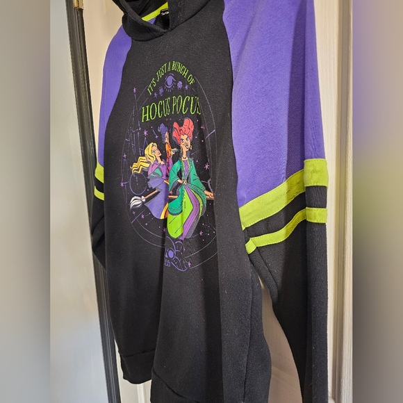 Disney Our Universe Hocus Pocus Hoodie Sanderson Sisters Sweatshirt Women's Sz M - Picture 6 of 10